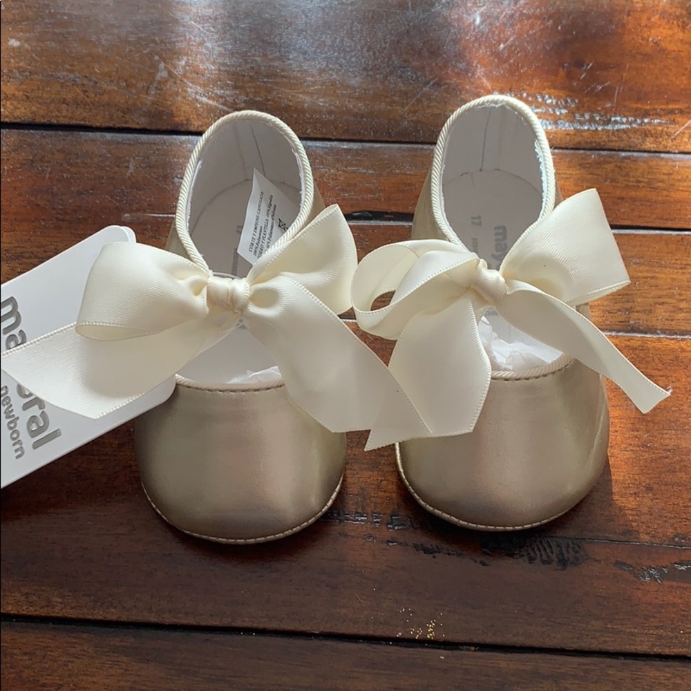Mayoral Newborn Shoes